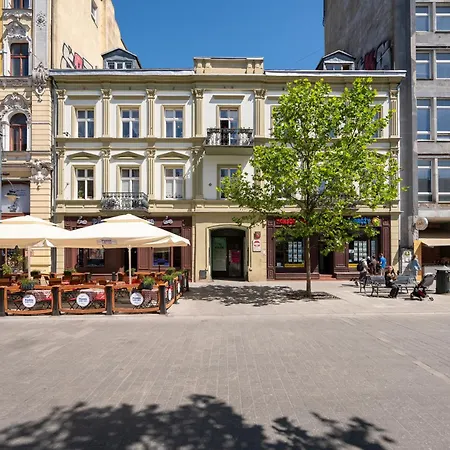 Prestige Piotrkowska With Aircon