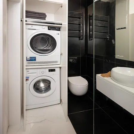 Prestige Piotrkowska With Parking, Aircon