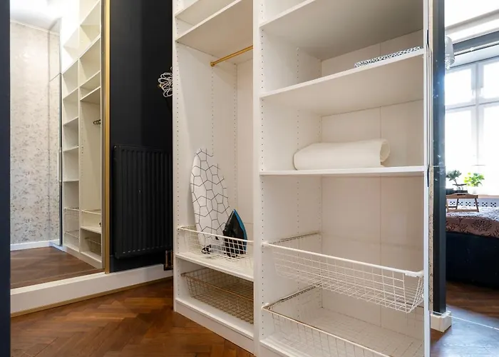 Prestige Piotrkowska With Parking, Aircon Апартаменти *