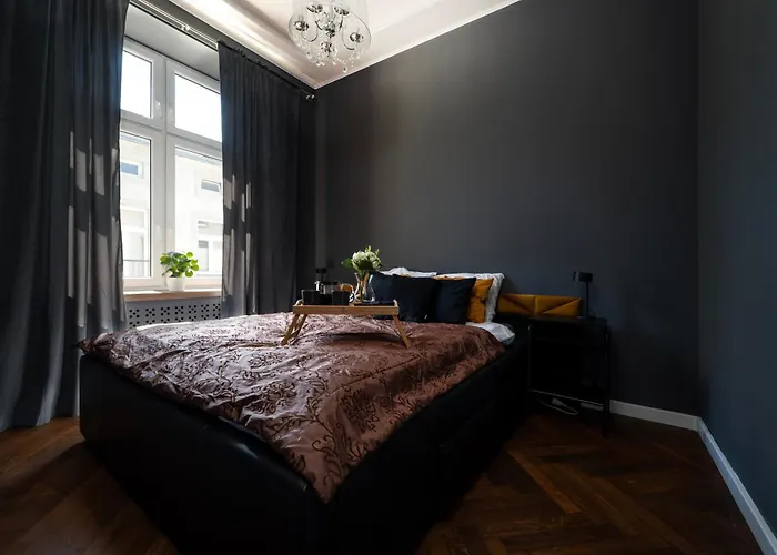 Апартаменти Prestige Piotrkowska With Parking, Aircon